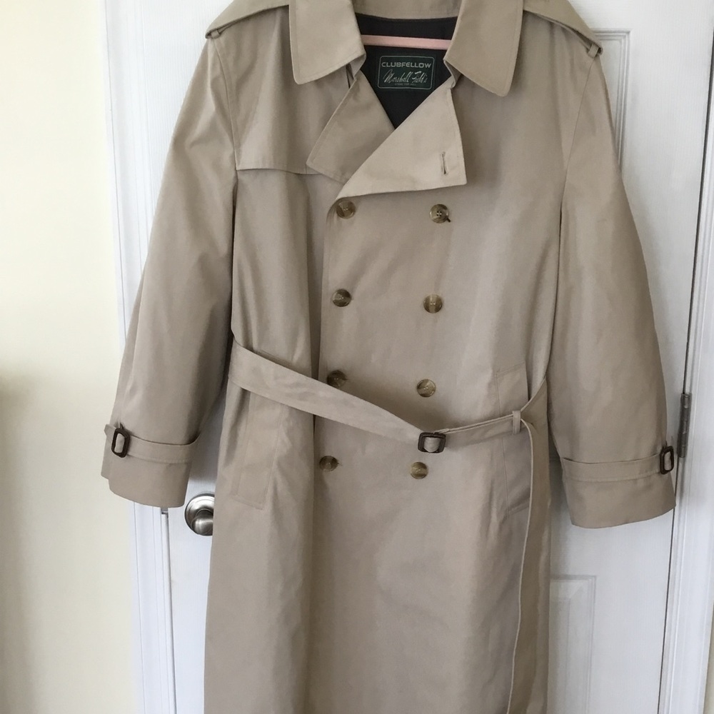 Marshall Field Vintage Trench Coat 42 Short. Gem
